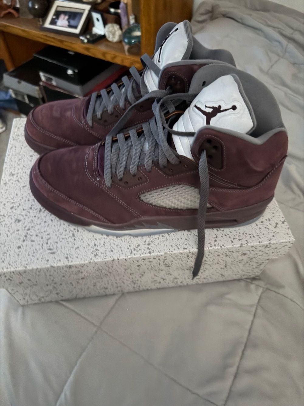 Air Jordan Burgundy 5s